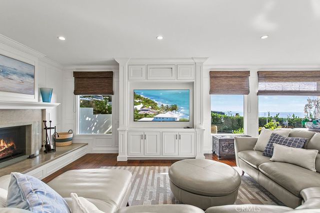 1010 EMERALD BAY, Laguna Beach, CA 92651
