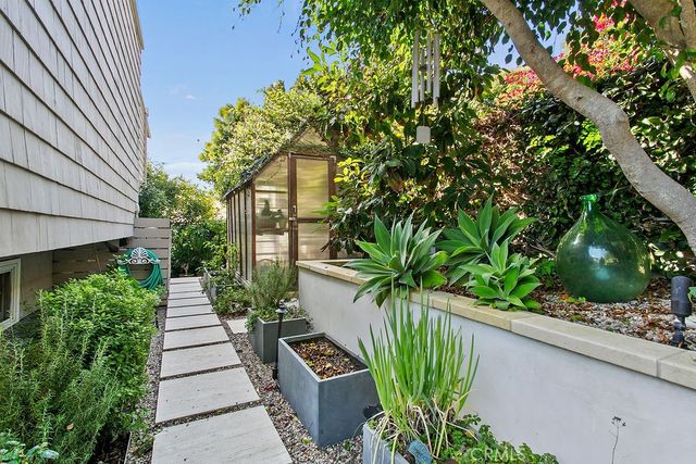 1010 EMERALD BAY, Laguna Beach, CA 92651