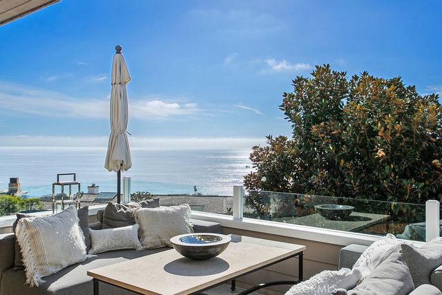 1010 EMERALD BAY, Laguna Beach, CA 92651