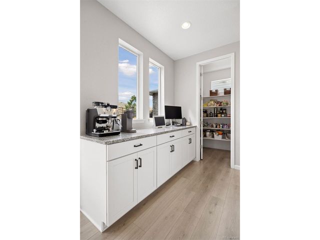 6347 Kenzie Cir, Castle Pines, CO 80108