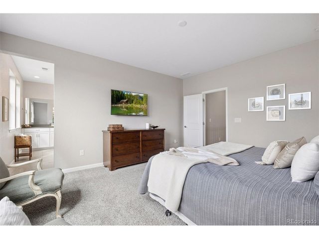 6347 Kenzie Cir, Castle Pines, CO 80108