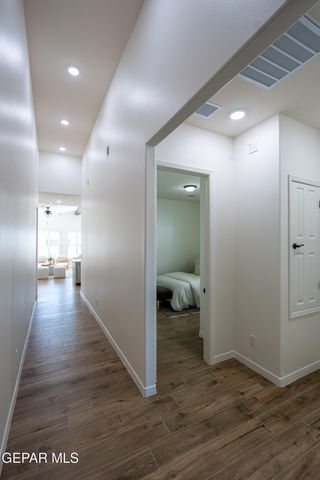 524 PASEO SIMPLE, El Paso, TX 79928