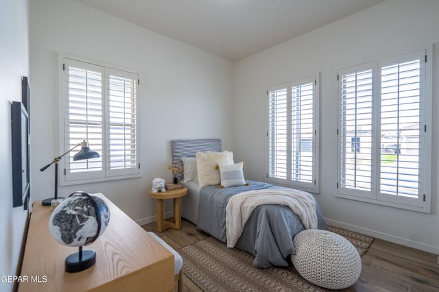 524 PASEO SIMPLE, El Paso, TX 79928