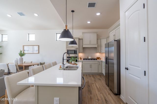 524 PASEO SIMPLE, El Paso, TX 79928