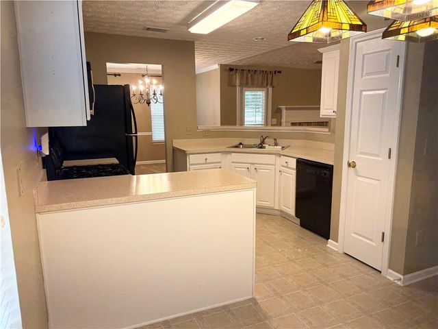 3877 Cove Top Court, Loganville, GA 30052