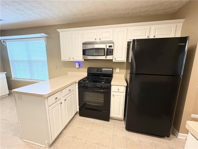 3877 Cove Top Court, Loganville, GA 30052