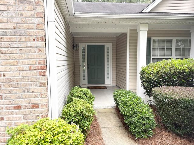 3877 Cove Top Court, Loganville, GA 30052