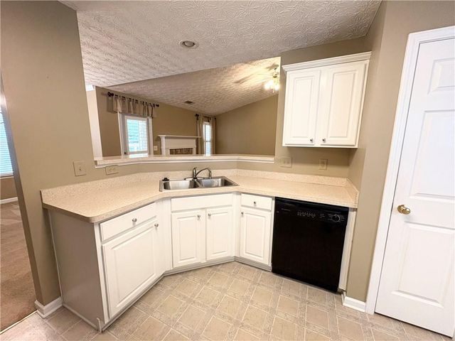 3877 Cove Top Court, Loganville, GA 30052