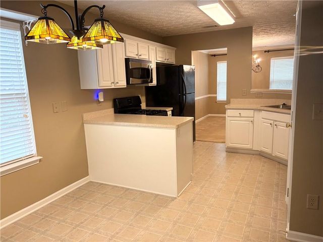 3877 Cove Top Court, Loganville, GA 30052