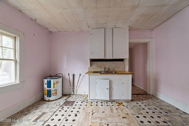 521 Vance Street A&B, Greenville, NC 27834