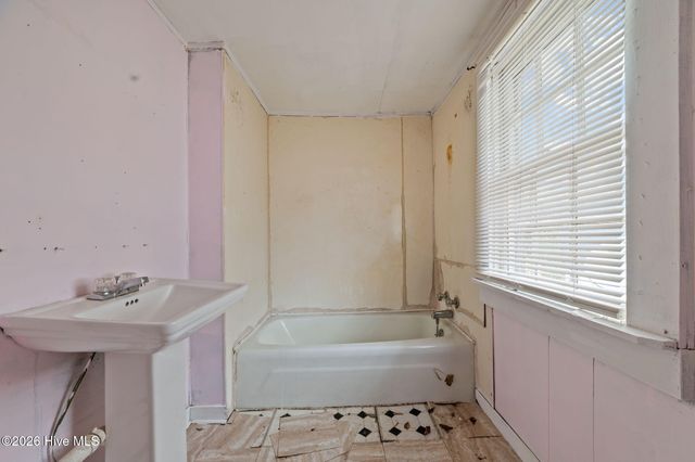 521 Vance Street A&B, Greenville, NC 27834