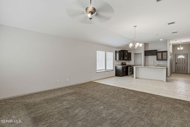 824 Whitebrush Drive, Socorro, TX 79927