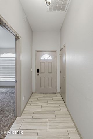 824 Whitebrush Drive, Socorro, TX 79927