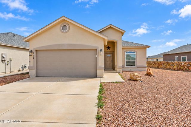 824 Whitebrush Drive, Socorro, TX 79927