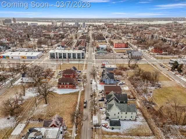 2179 Sheridan Street, Detroit, MI 48214