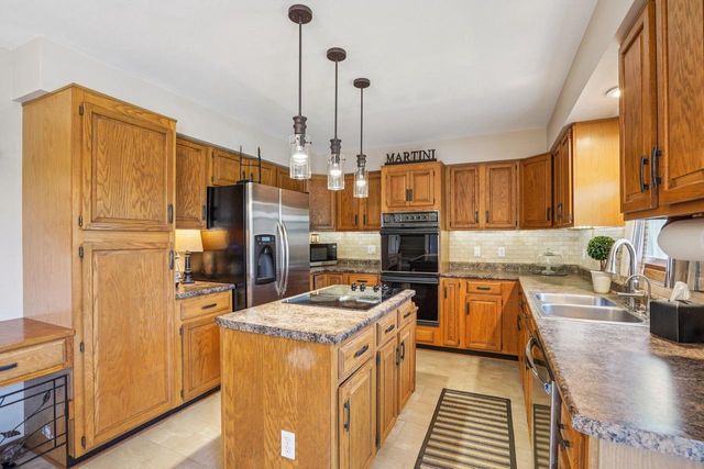 6357 Grossepark Road, Sun Prairie, WI 53590