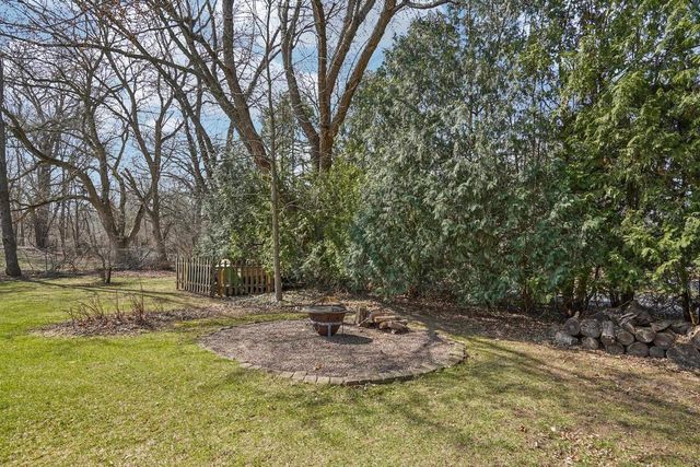 6357 Grossepark Road, Sun Prairie, WI 53590