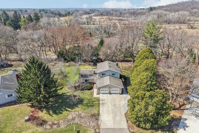 6357 Grossepark Road, Sun Prairie, WI 53590