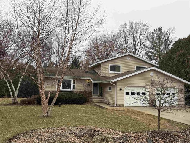 6357 Grossepark Road, Sun Prairie, WI 53590