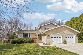 6357 Grossepark Road, Sun Prairie, WI 53590