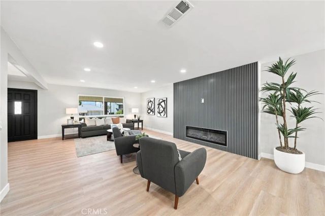 633 Dorothy, Fullerton, CA 92831