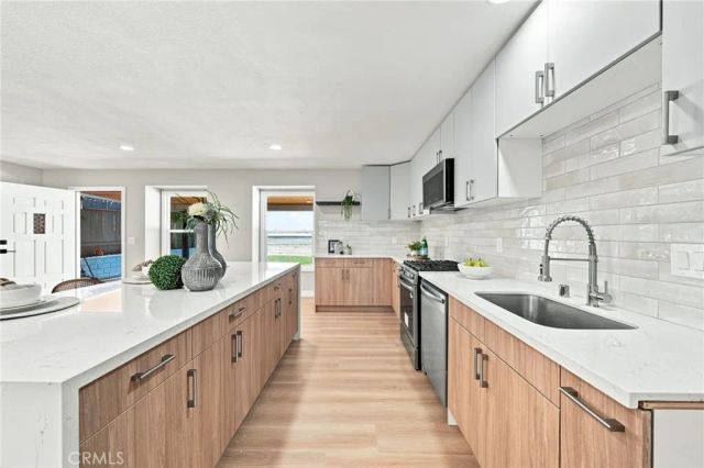 633 Dorothy, Fullerton, CA 92831