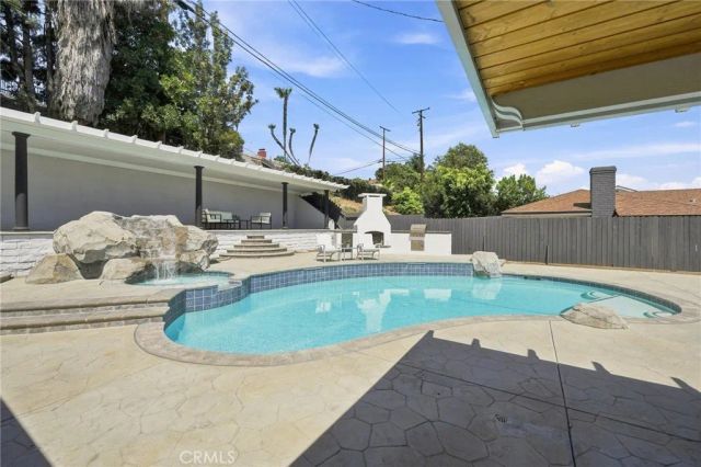 633 Dorothy, Fullerton, CA 92831