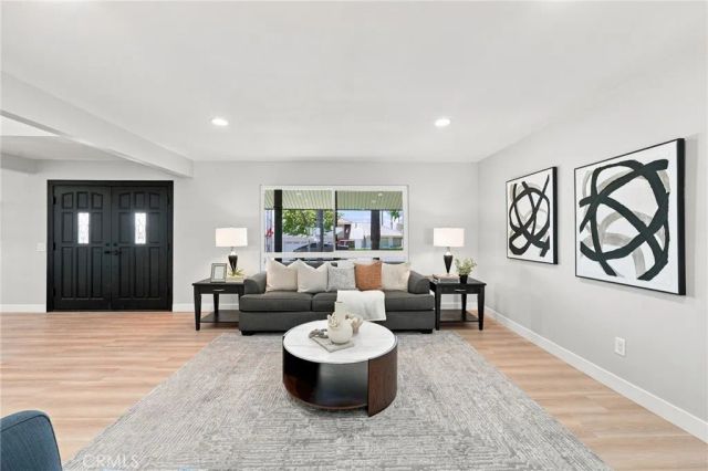 633 Dorothy, Fullerton, CA 92831