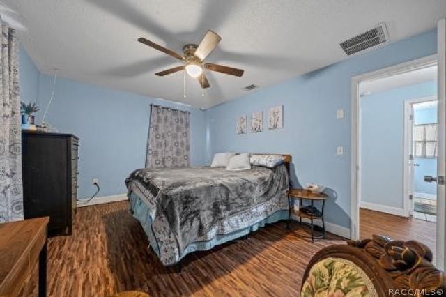 9205 E POINT O WOODS Drive, Inverness, FL 34453