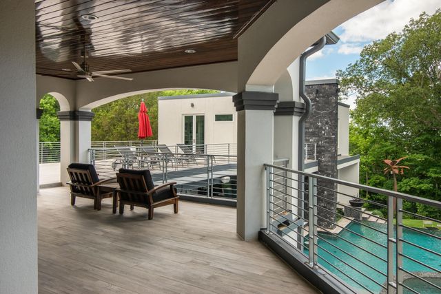 813 Deercrossing, Nashville, TN 37220