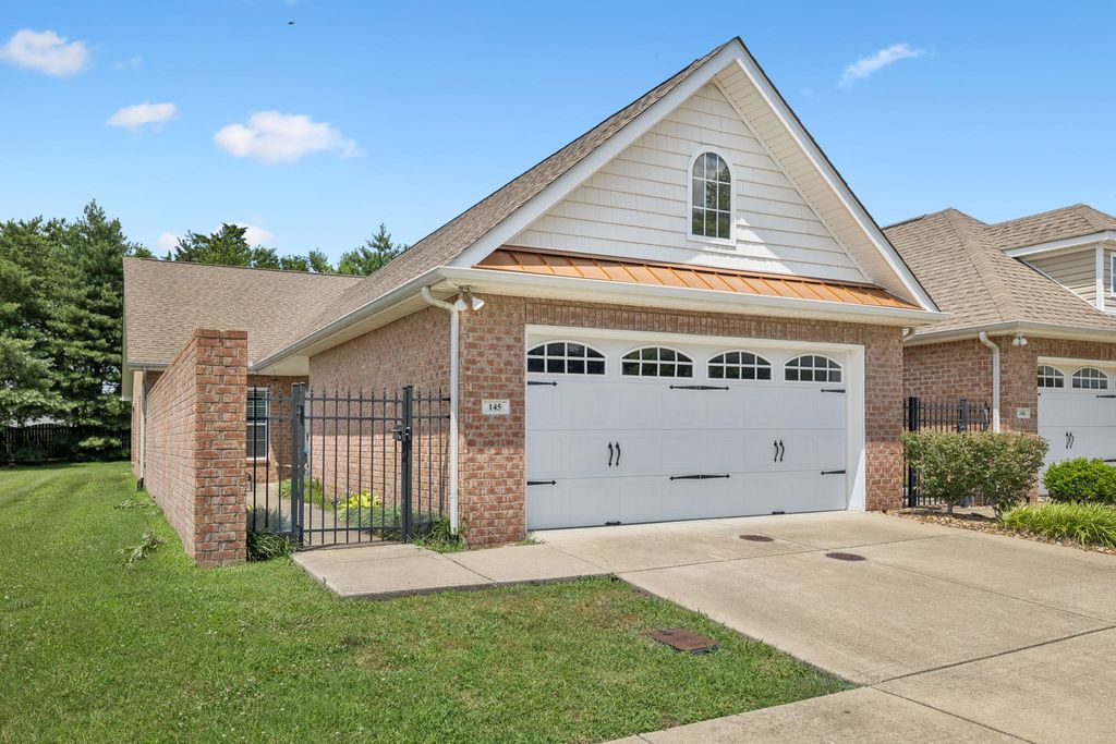 145 Plymouth Dr, Lebanon, TN 37087