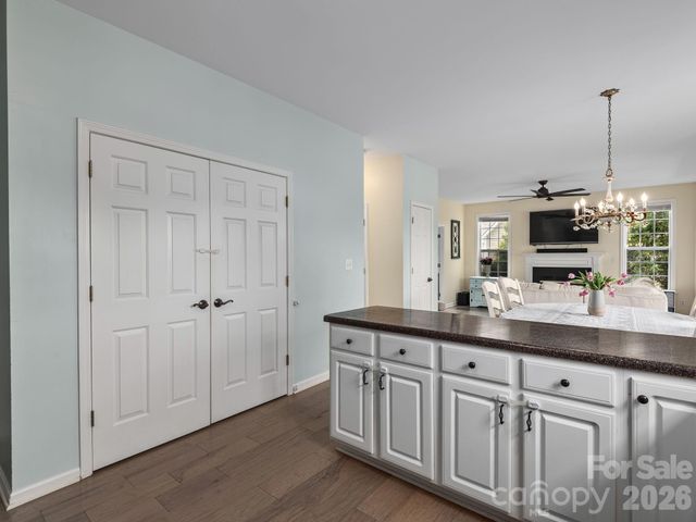 288 Walnut Crest Road, Fletcher, NC 28732