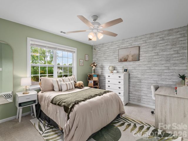 288 Walnut Crest Road, Fletcher, NC 28732