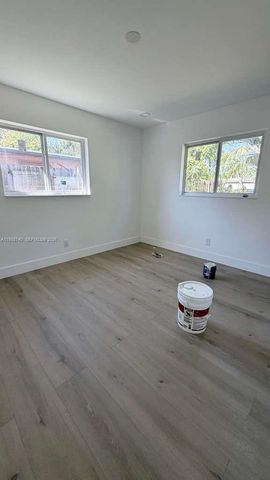 831 SW 39th Ave, Fort Lauderdale, FL 33312