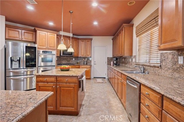 1541 Rose Street, Redlands, CA 92374