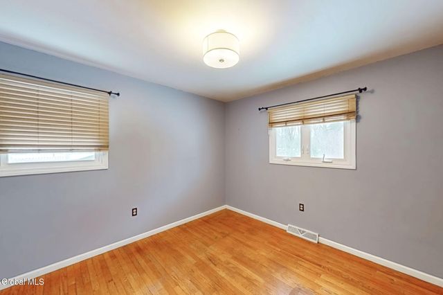 26 Birchwood Drive, Halfmoon, NY 12065