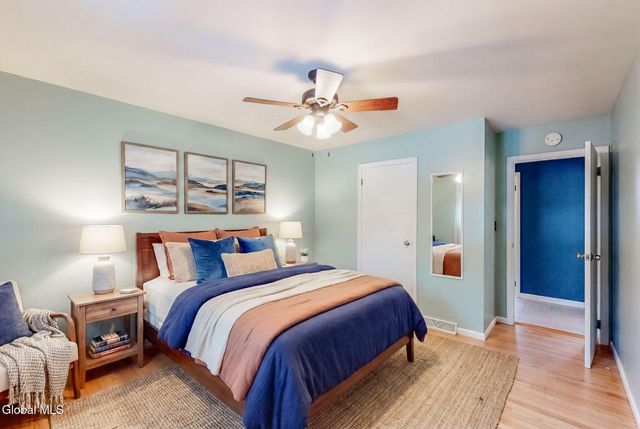 26 Birchwood Drive, Halfmoon, NY 12065