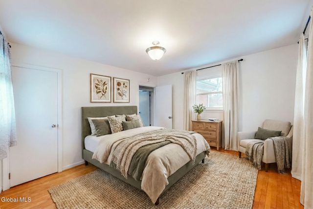 26 Birchwood Drive, Halfmoon, NY 12065