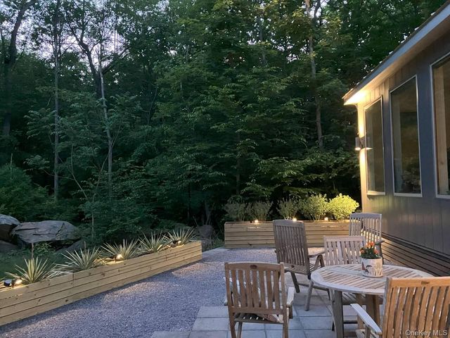 32 Old East Road, Wallkill, NY 12589
