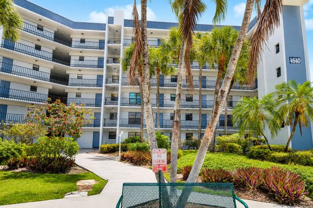 4640 W Lucerne Lakes Blvd W W 205, Lake Worth, FL 33467