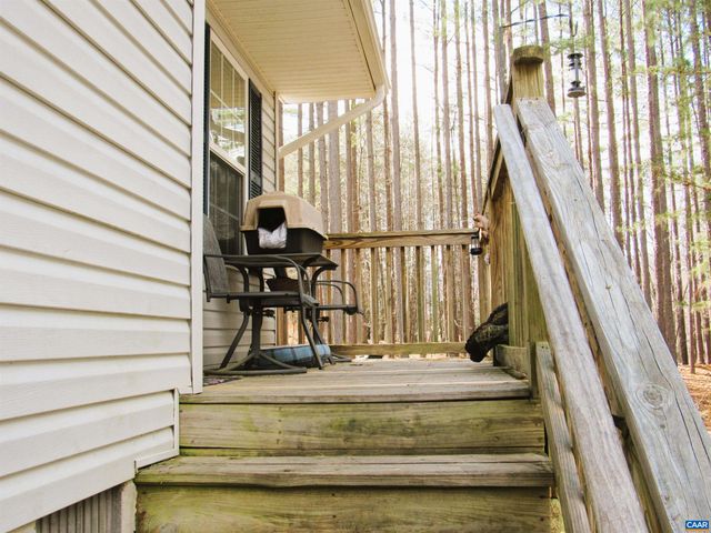 3324 LAUREL RD, Shipman, VA 22971