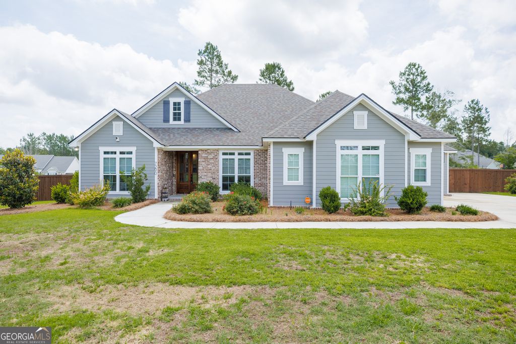 7290 Mill Ridge Drive, Hahira, GA 31632