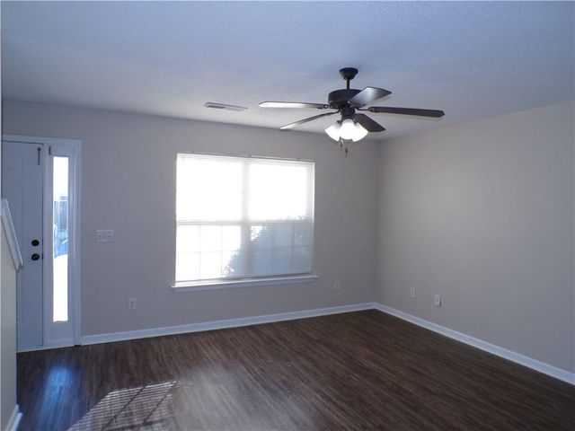 135 Madison Place, Adairsville, GA 30103