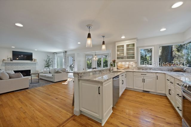 11 Wax Myrtle Ct, Hilton Head Island, SC 29926