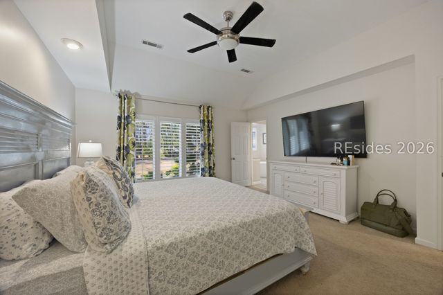 11 Wax Myrtle Ct, Hilton Head Island, SC 29926