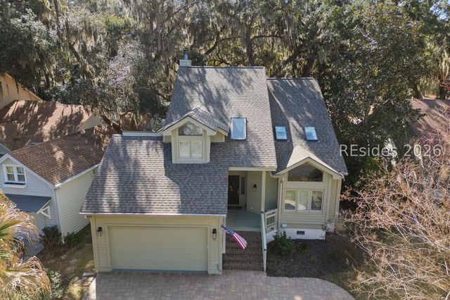 11 Wax Myrtle Ct, Hilton Head Island, SC 29926