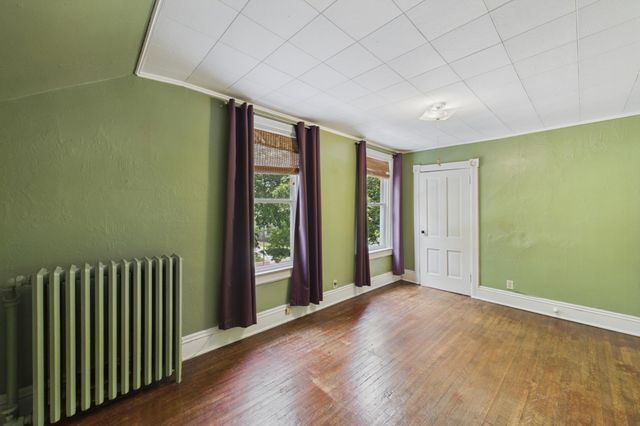 1152 Ross Avenue, Saint Paul, MN 55106