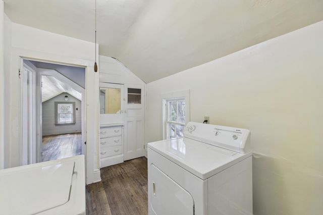 1152 Ross Avenue, Saint Paul, MN 55106