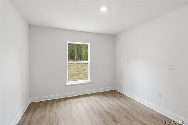 1390 W Kenmore Drive, Dunnellon, FL 34434