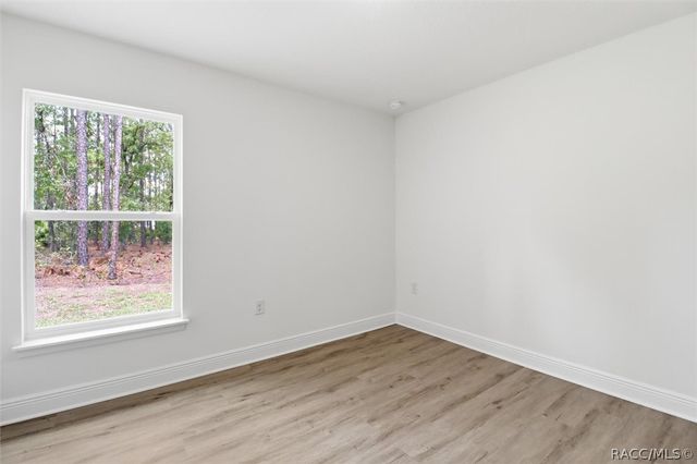 1390 W Kenmore Drive, Dunnellon, FL 34434